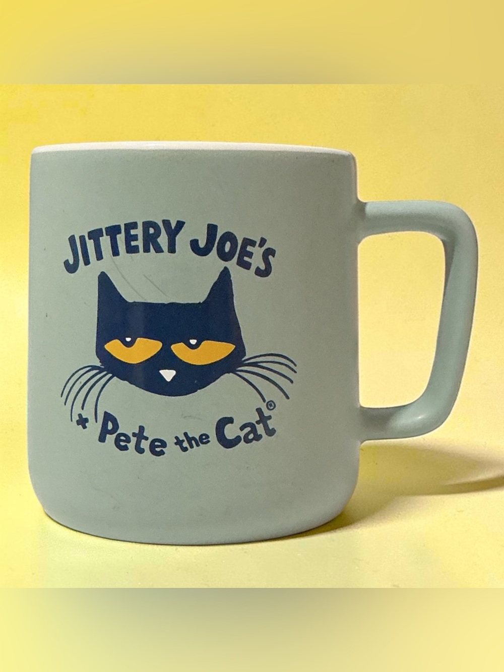 Jittery Joe’s Pete The Cat Coffee Mug Stoneware Great Graphics Green H2F